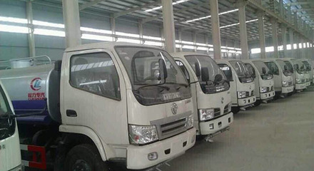 浙江環(huán)衛(wèi)灑水車 品質(zhì)一流，專業(yè)銷售服務(wù)